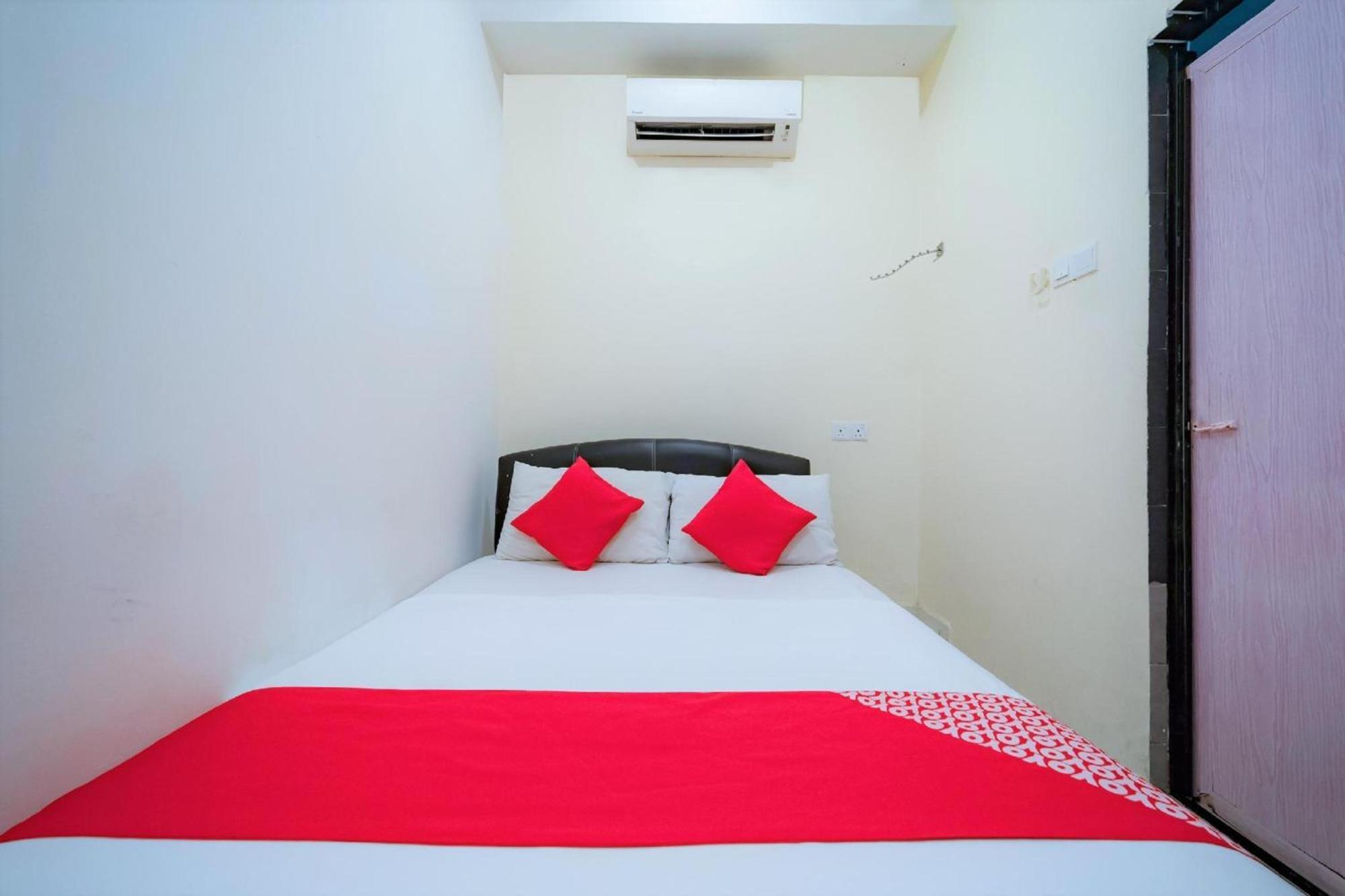 Super Oyo 89807 My Budget Home Batu Ferringhi Exterior foto